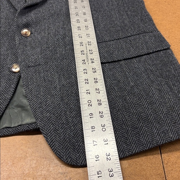 Men’s vintage Wool Herringbone blazer - Picture 9 of 11